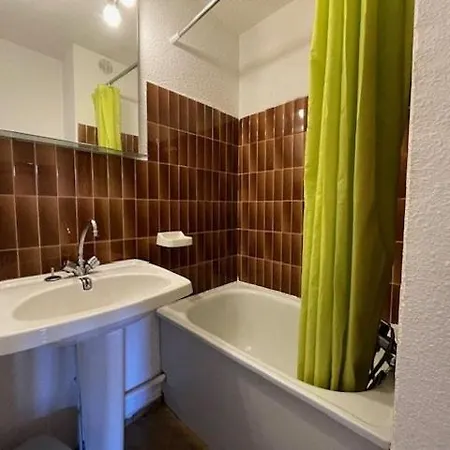 아파트 004 Cap D'agde - 4 Pers - Pkg - Piscine - Tennis -proche Village Naturiste 아그